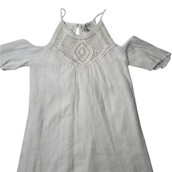 Speechless Women's White Short Cold Shoulder Dress Crochet Detail Size S Boho - Picture 3 of 12